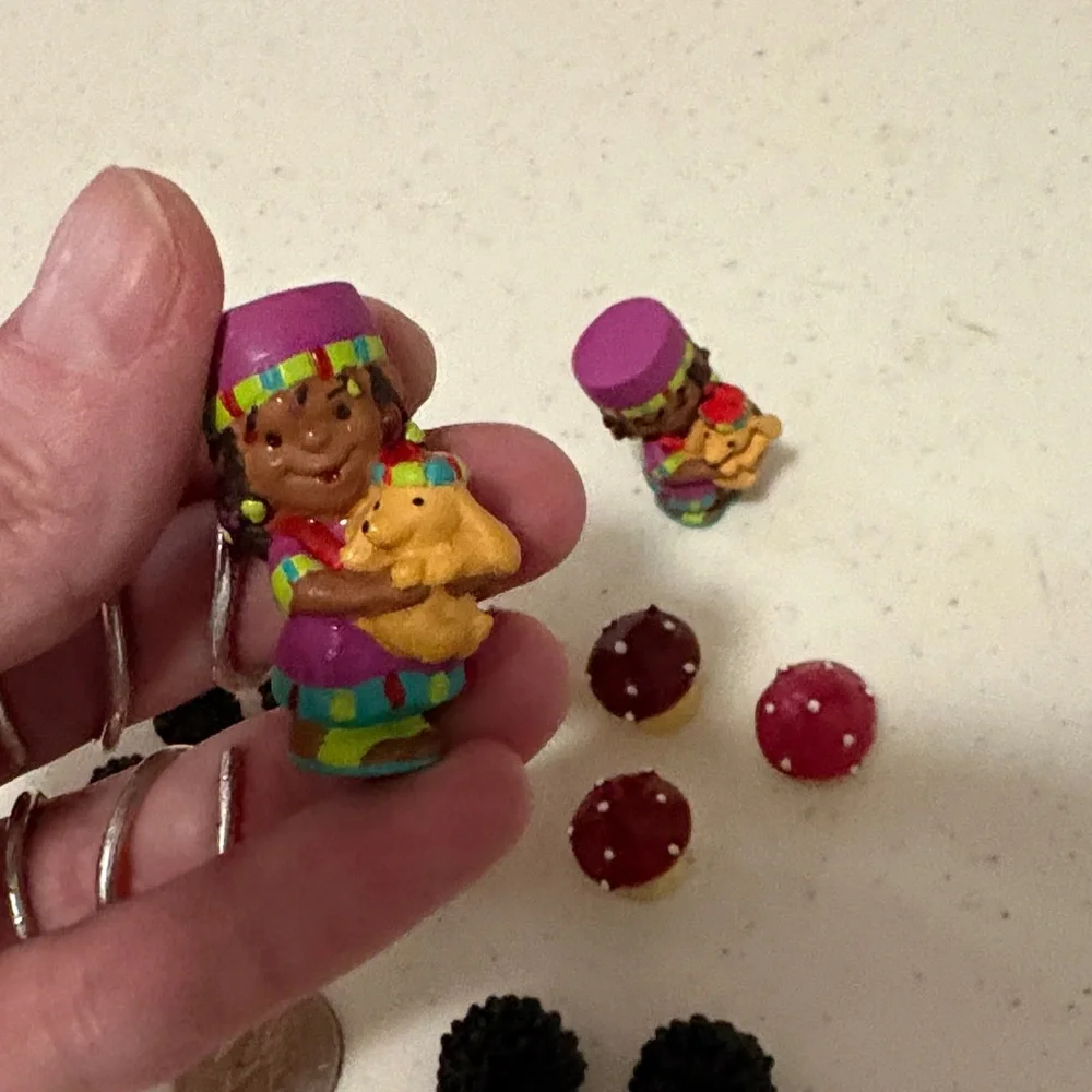 🪴🍄🦔NEW Cottagecore Hedgehog Mushroom Miniatures Figurines Fairy Garden Decor - Picture 4 of 6